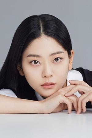 Chung Su-Bin Image