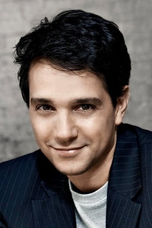 Ralph Macchio Image