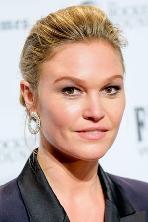Julia Stiles Image