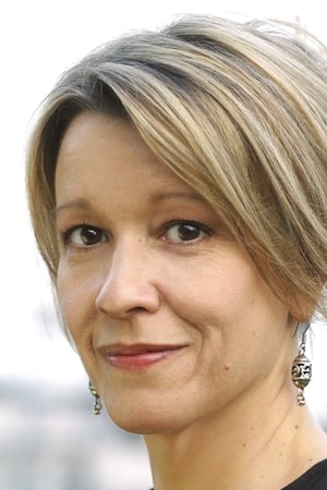 Linda Emond Image