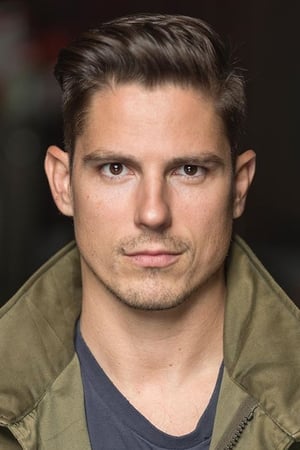 Sean Faris Image