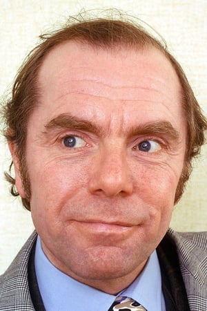 Angus Lennie Image