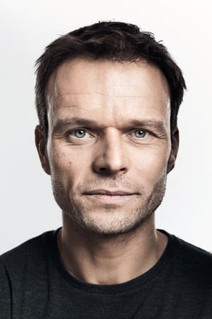 Alec Newman Image