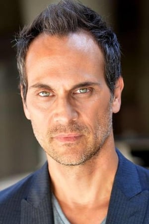 Todd Stashwick Image