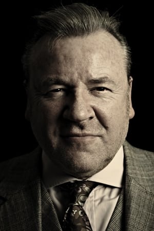 Ray Winstone Image
