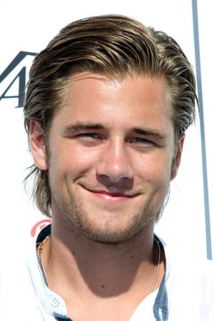Luke Benward Image