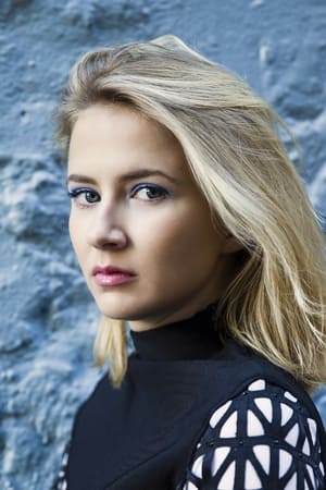 Eliza Bennett Image