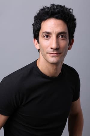 Juan Minujín Image