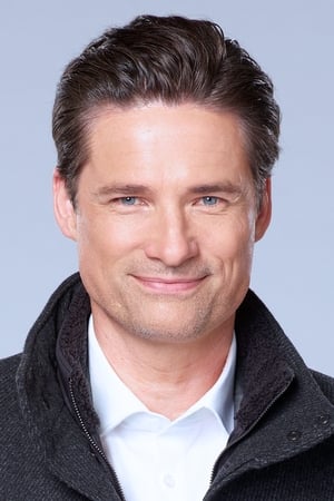 Warren Christie Image