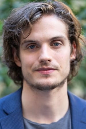Daniel Sharman Image