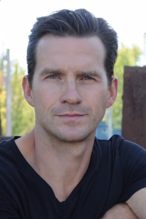 Michael Karl Richards Image