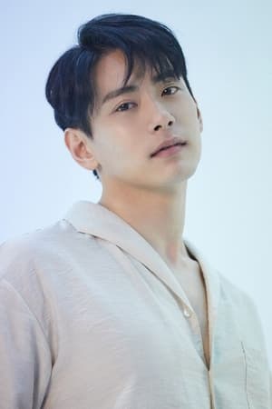 Teo Yoo Image