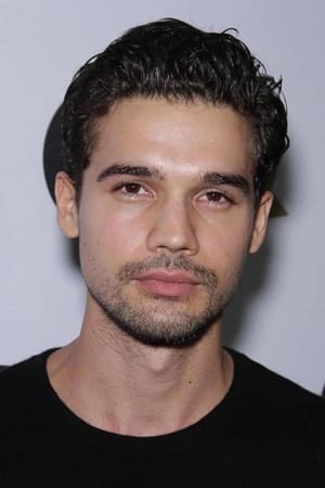 Steven Strait Image