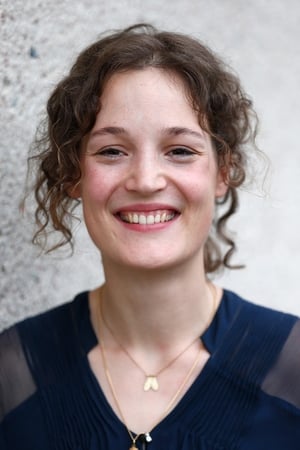Vicky Krieps Image