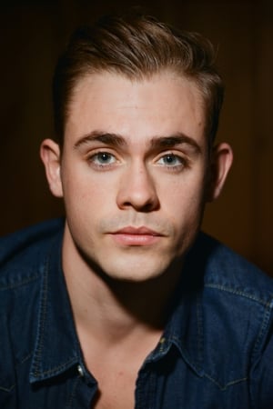 Dacre Montgomery Image