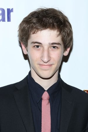 Noah Robbins Image