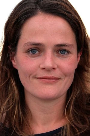 Alexandra Johnes Image