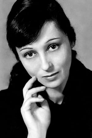 Luise Rainer Image