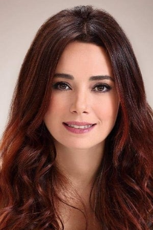 Özgü Namal Image
