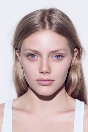 Grace Van Dien Image