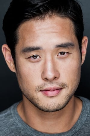 Raymond Lee Image