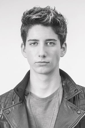 Milo Manheim Image