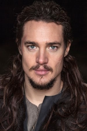Alexander Dreymon Image