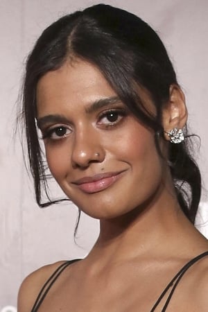 Madeleine Madden Image