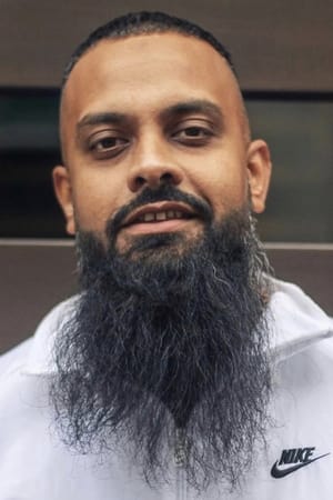 Guz Khan Image