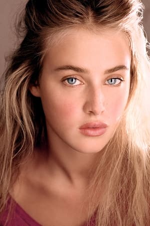 Anna Van Patten Image